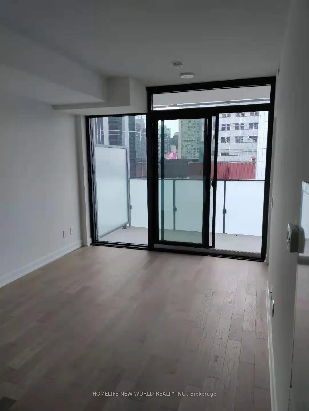 25 Richmond Street E, #1713
