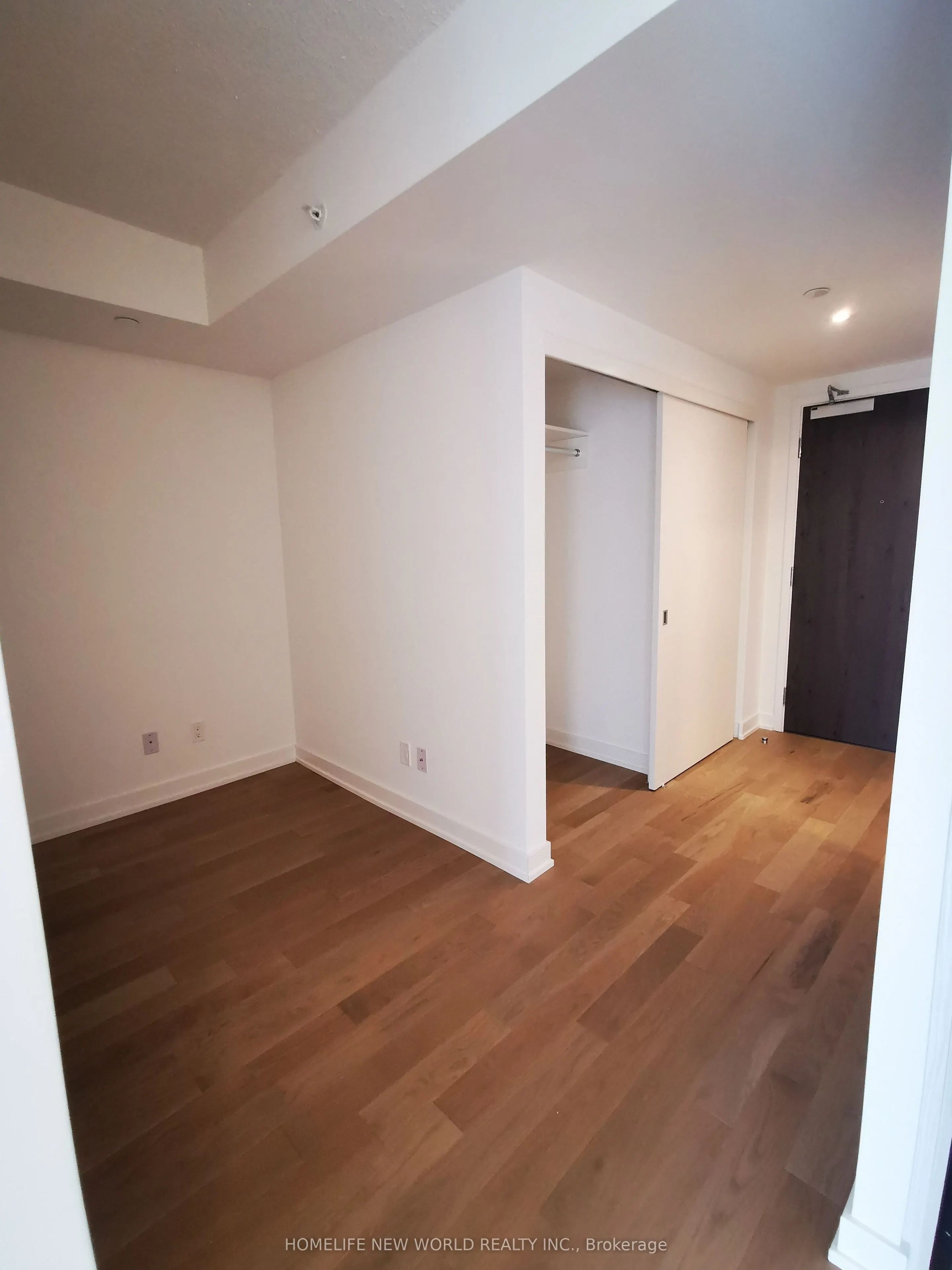 25 Richmond Street E, #1713