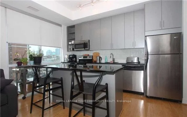 112 George Street SW, #716