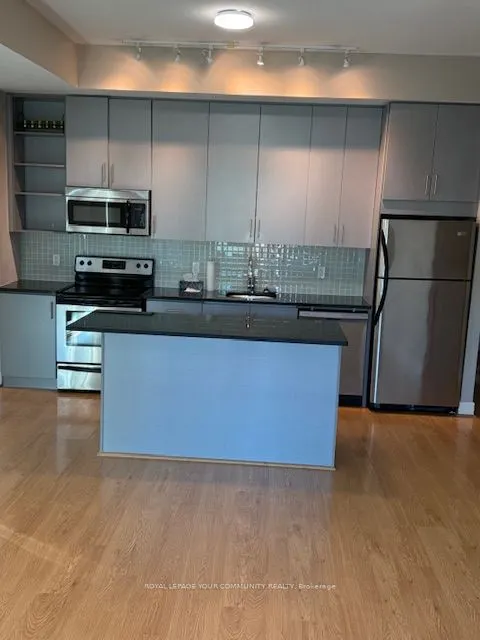 112 George Street SW, #716