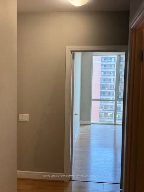 112 George Street SW, #716