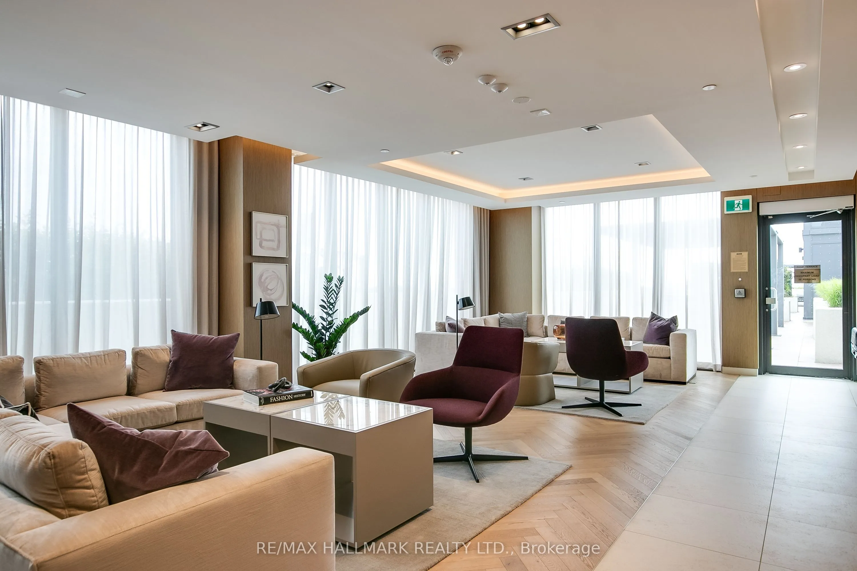 1700 Avenue Road, #406