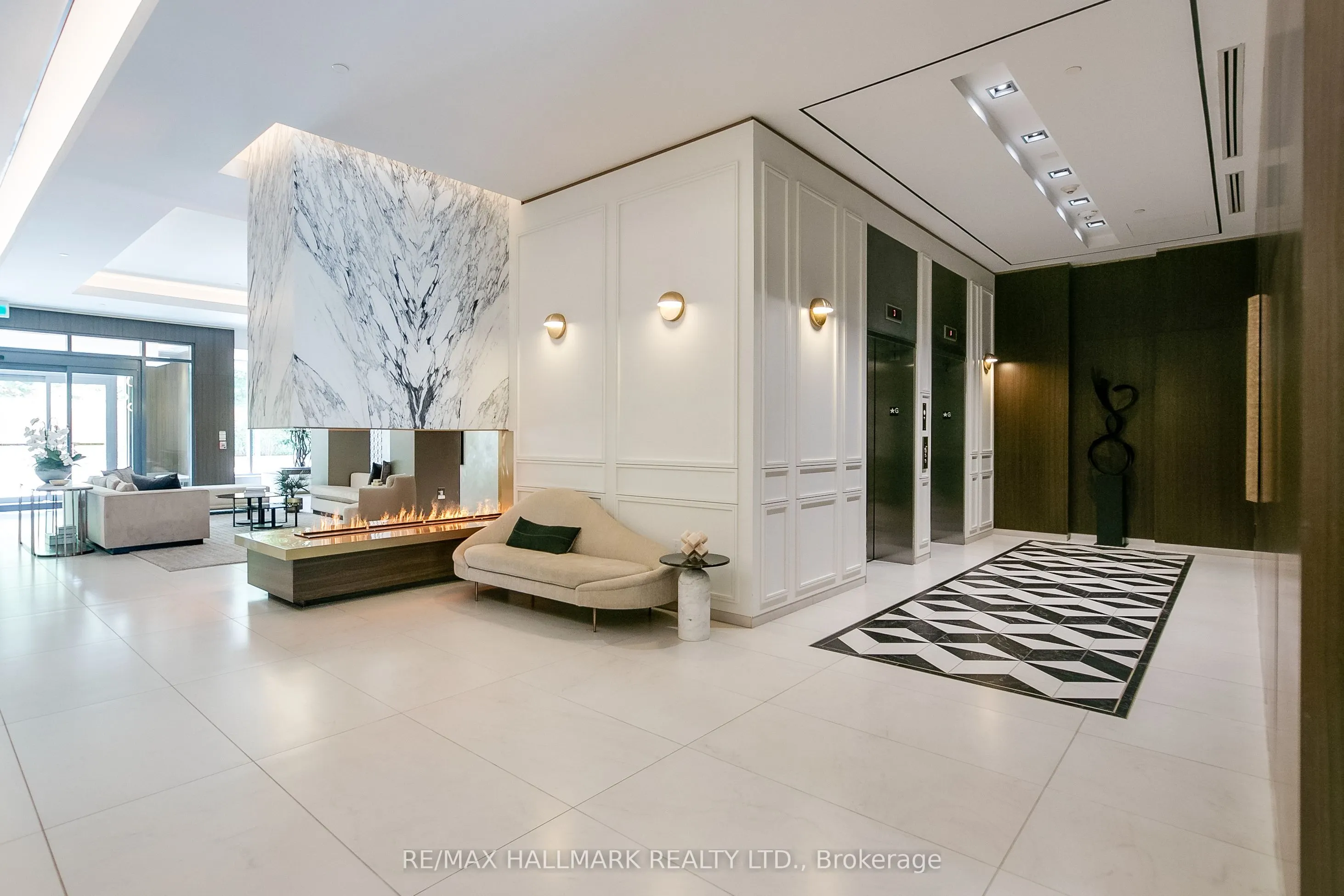 1700 Avenue Road, #406