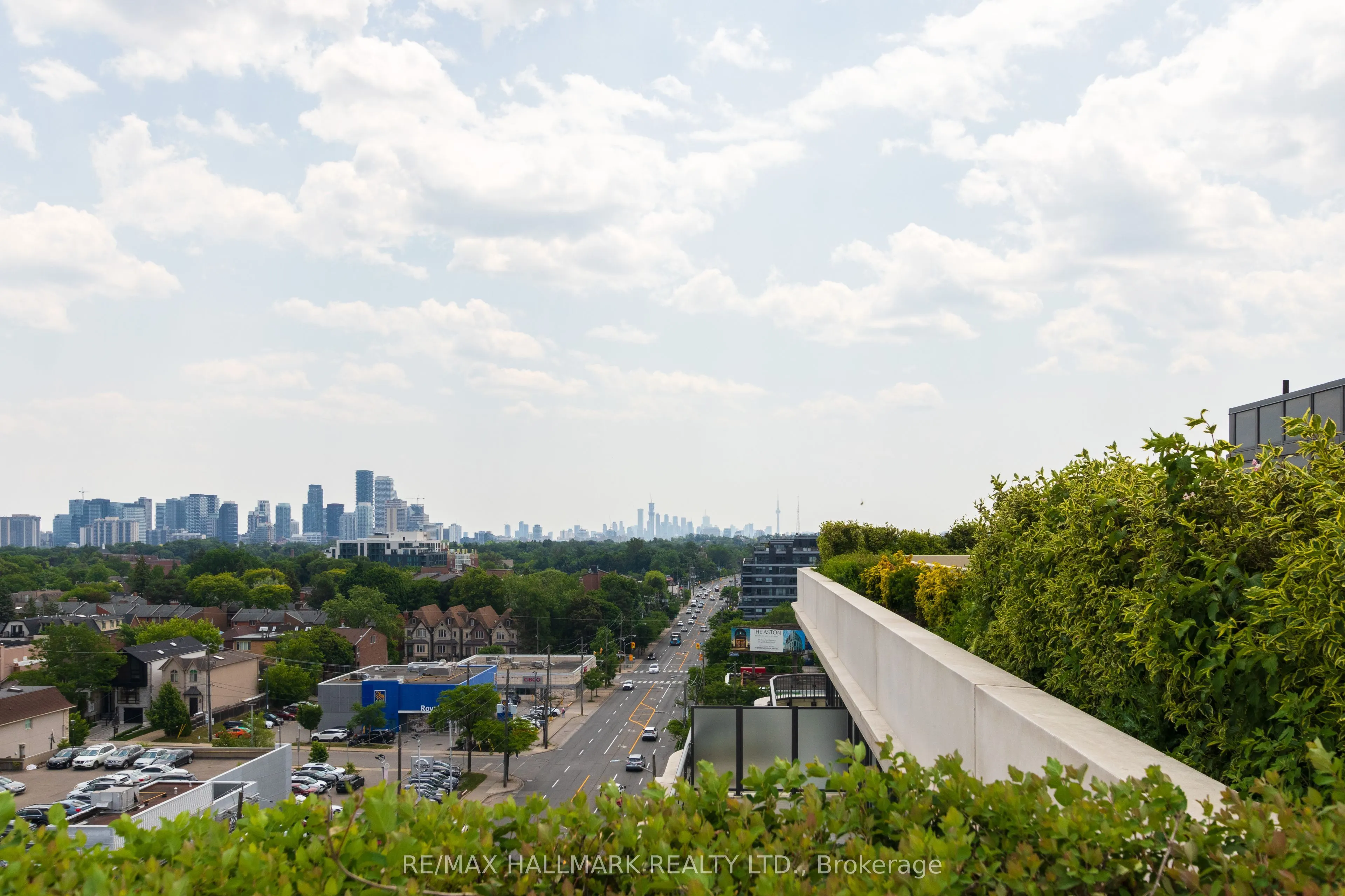 1700 Avenue Road, #406