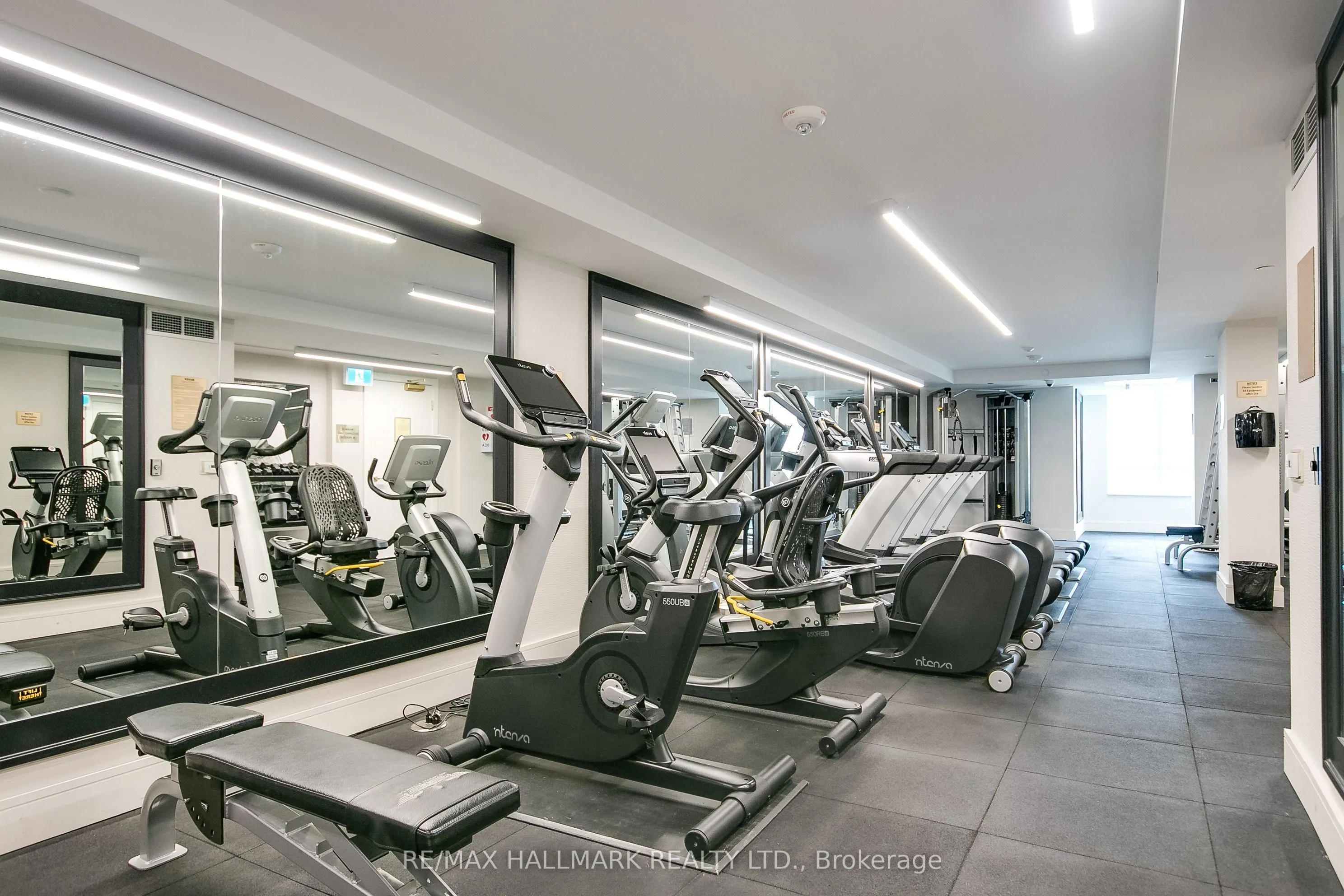 1700 Avenue Road, #406
