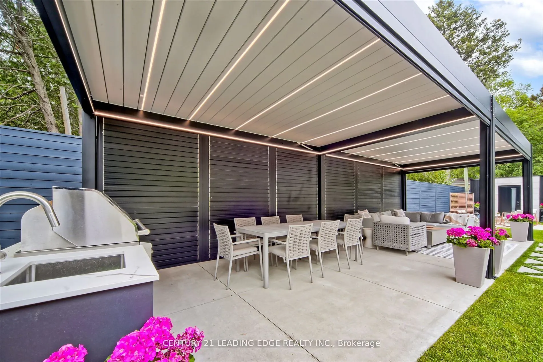 9 Sandpiper Court