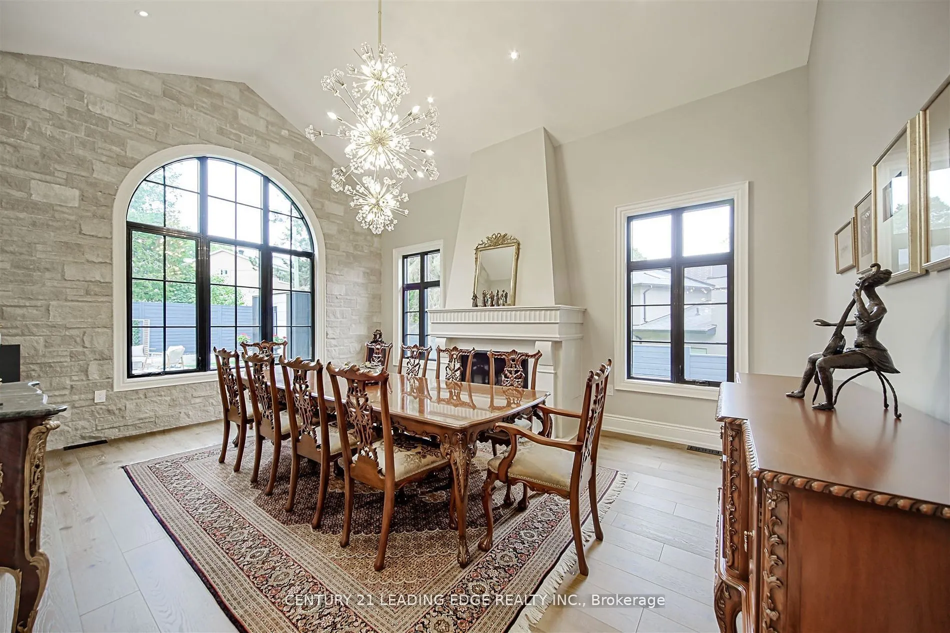 9 Sandpiper Court