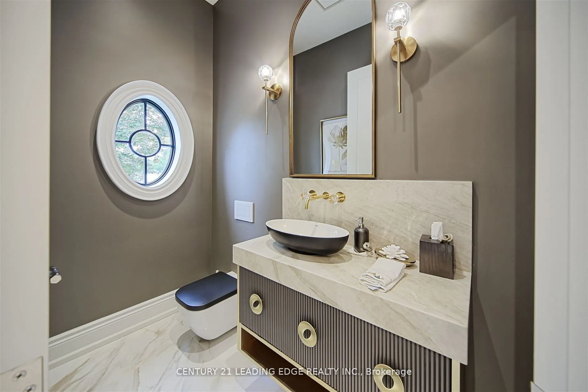 9 Sandpiper Court
