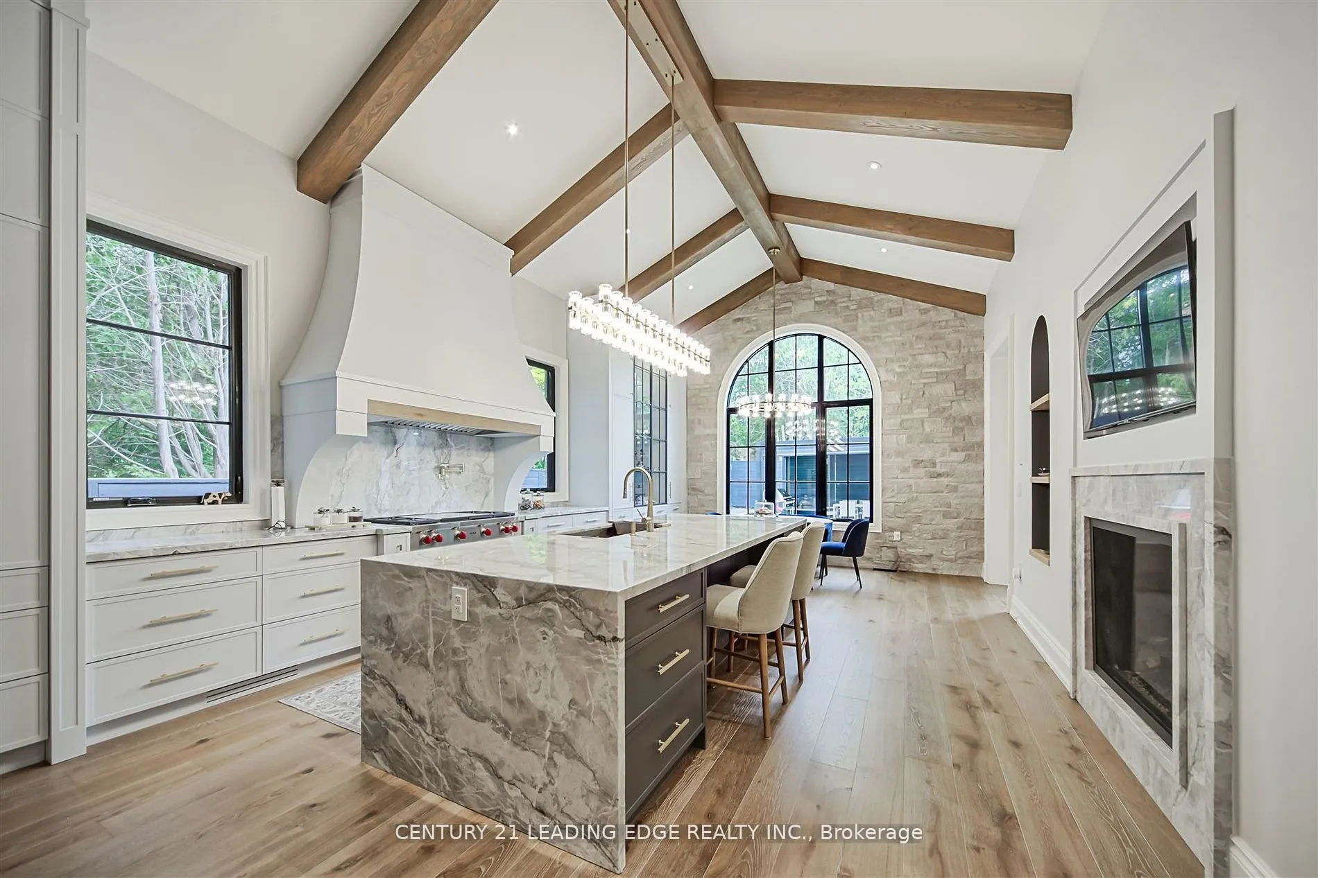 9 Sandpiper Court