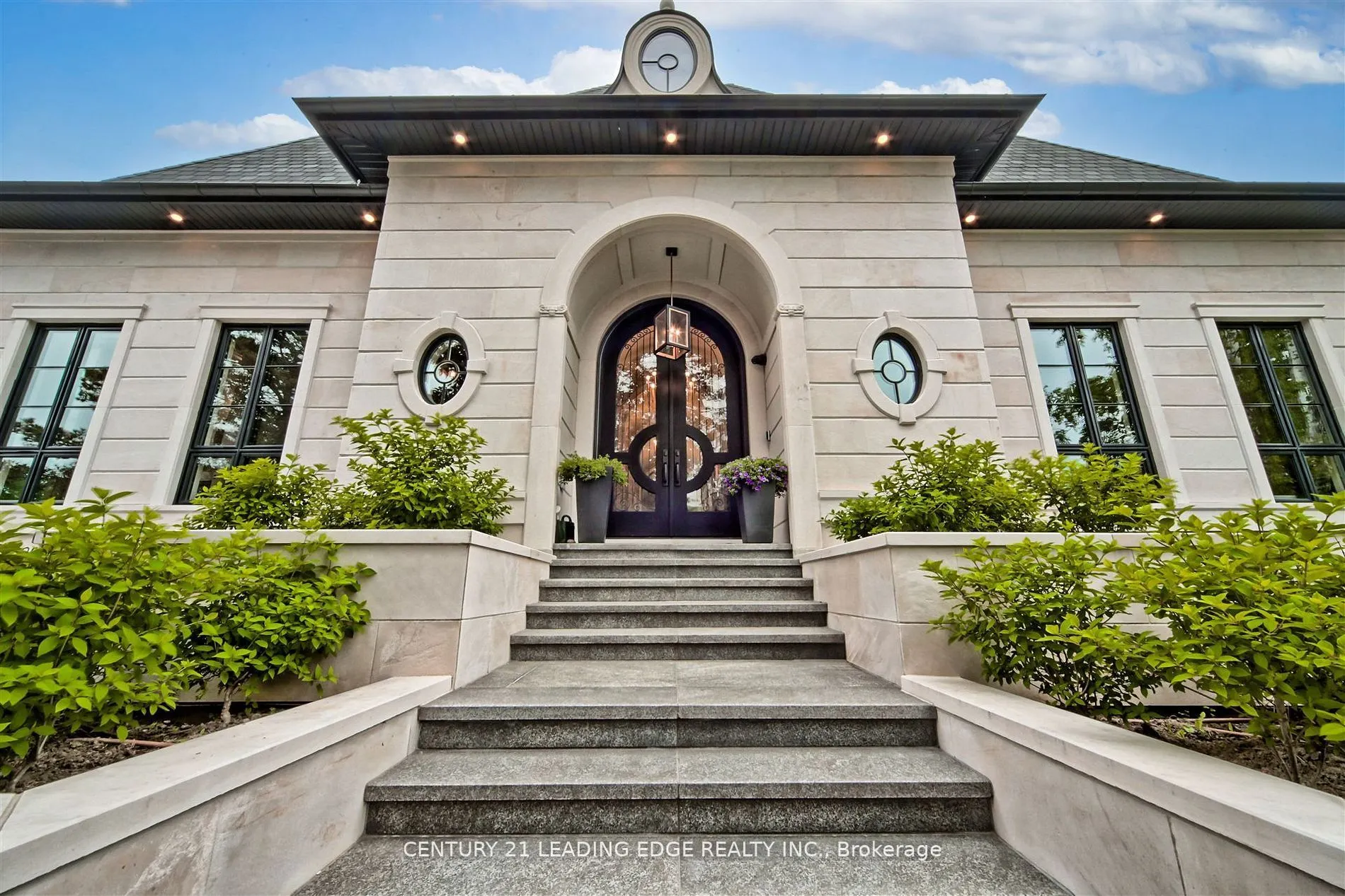 9 Sandpiper Court