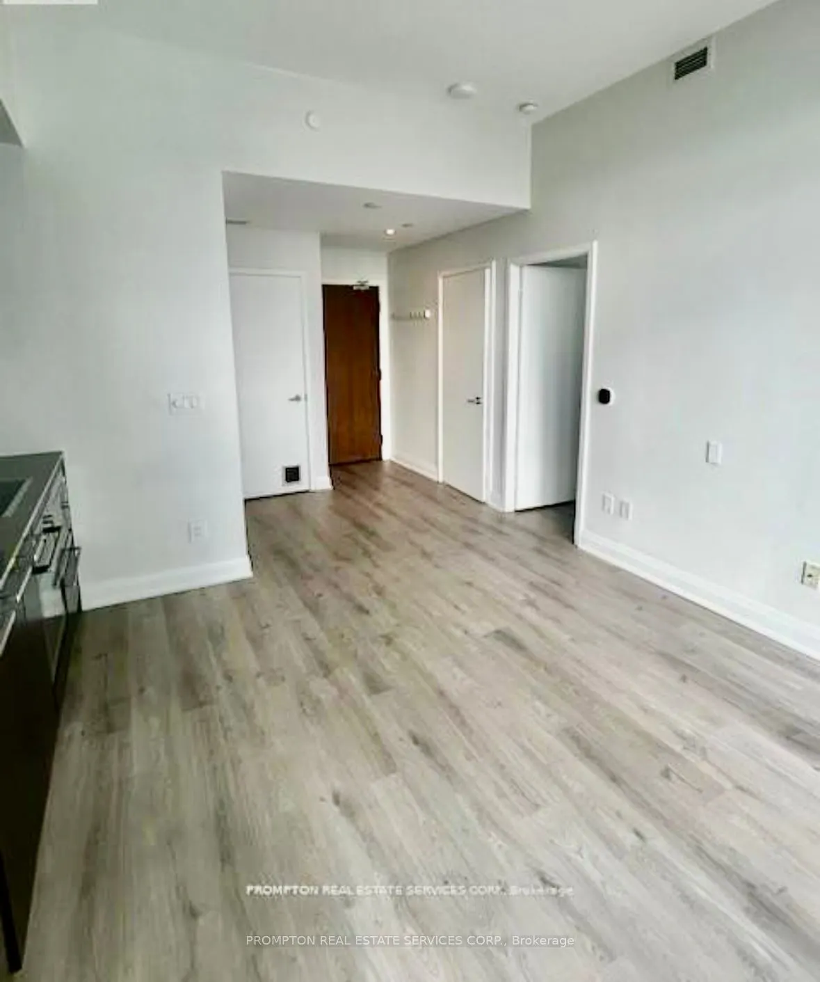 115 McMahon Drive, #1807
