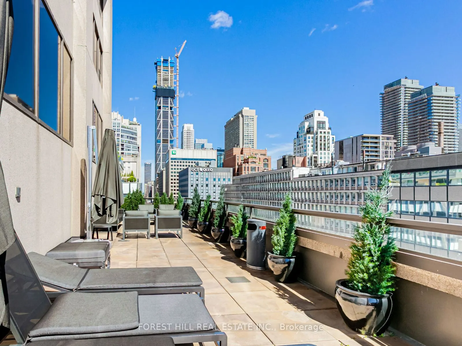 175 Cumberland Street, #1810/1809