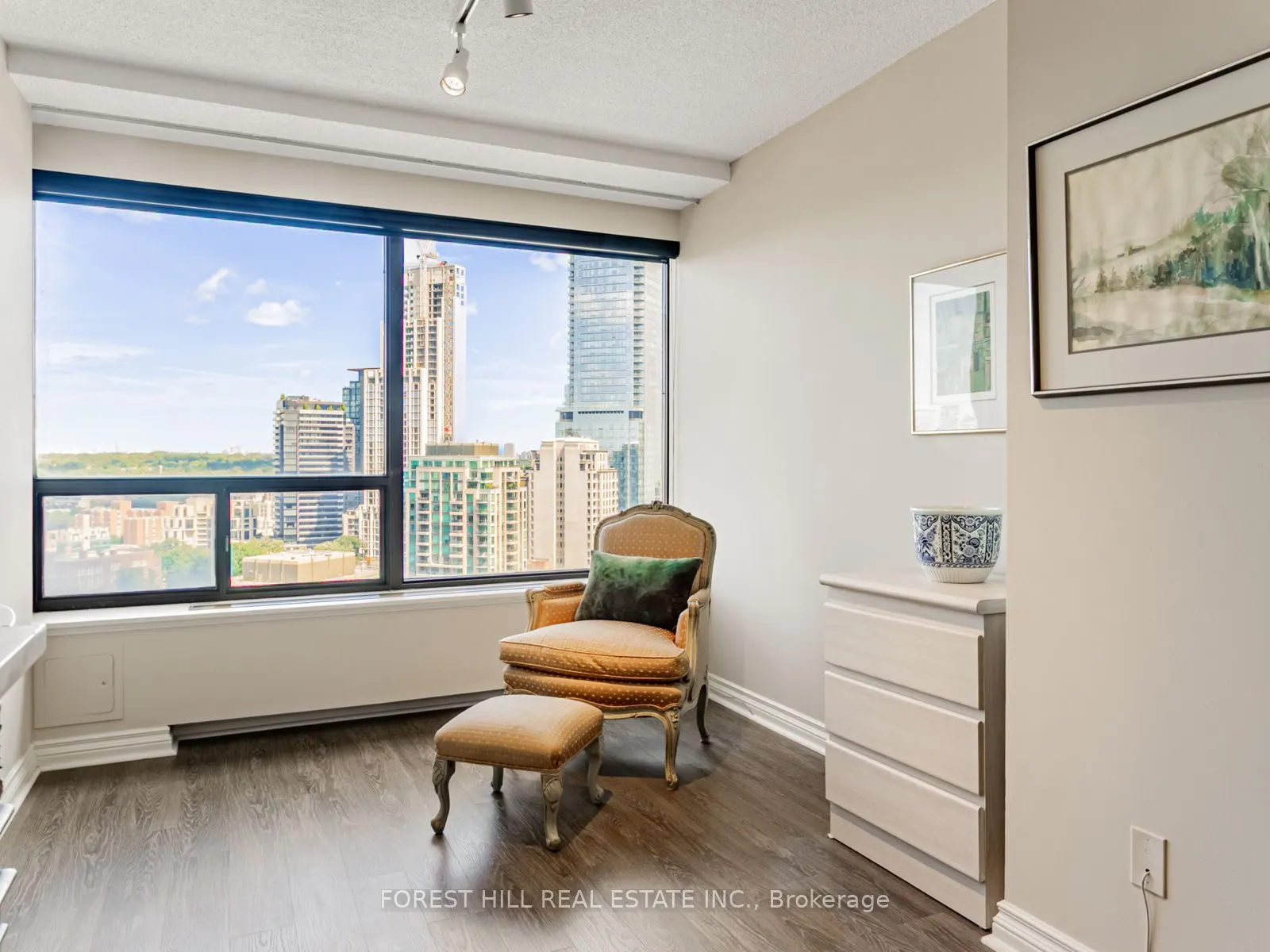 175 Cumberland Street, #1810/1809