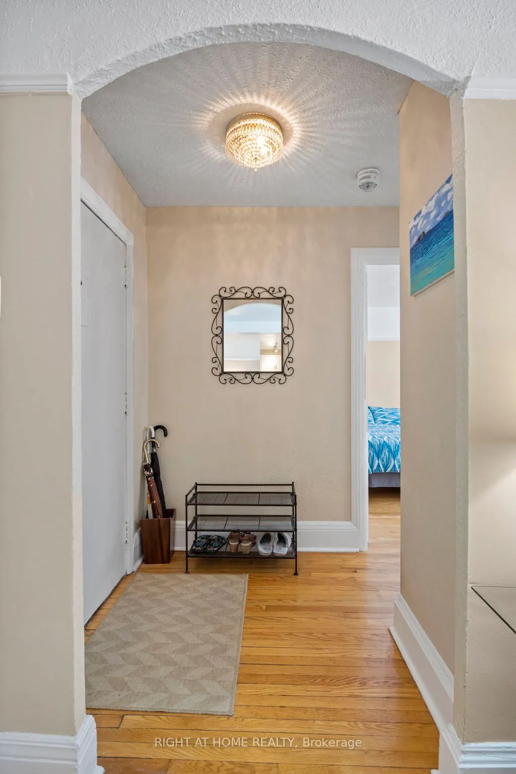 100 Oriole Parkway, #108