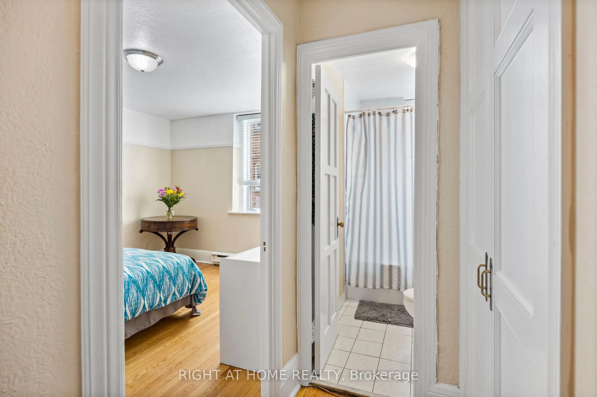 100 Oriole Parkway, #108