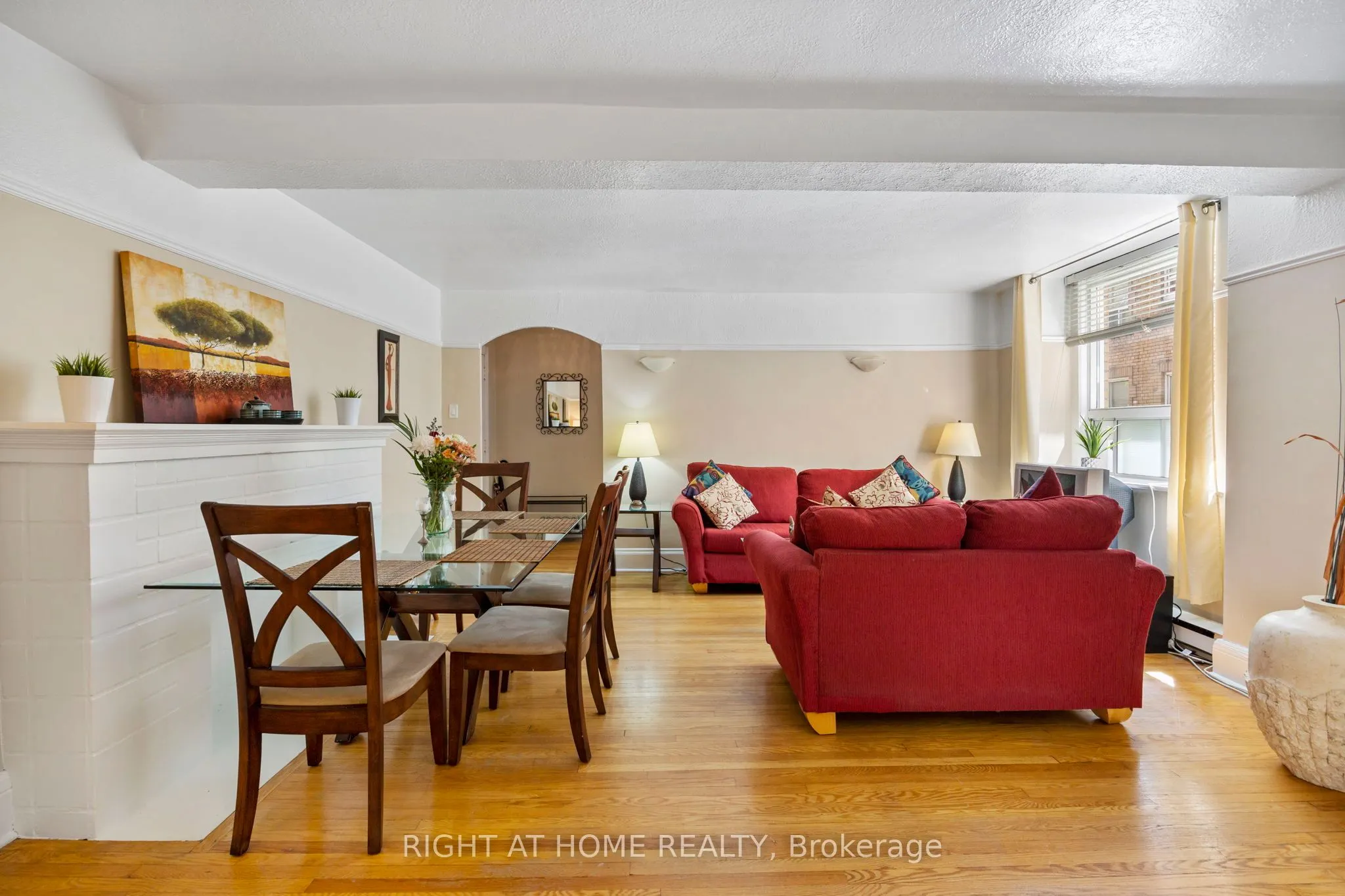 100 Oriole Parkway, #108