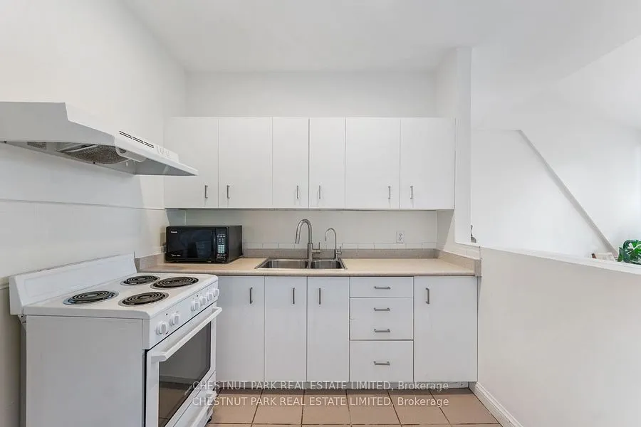 93A Winchester Street