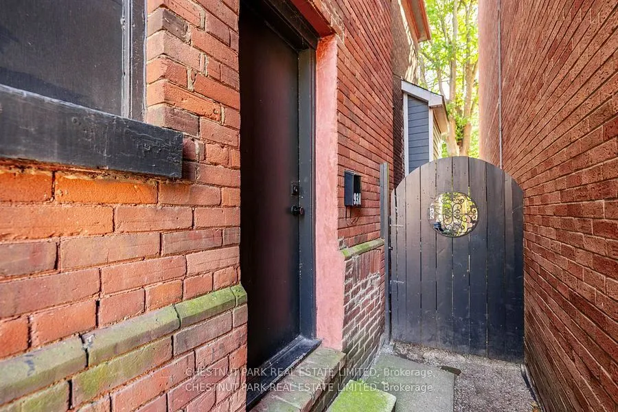 93A Winchester Street
