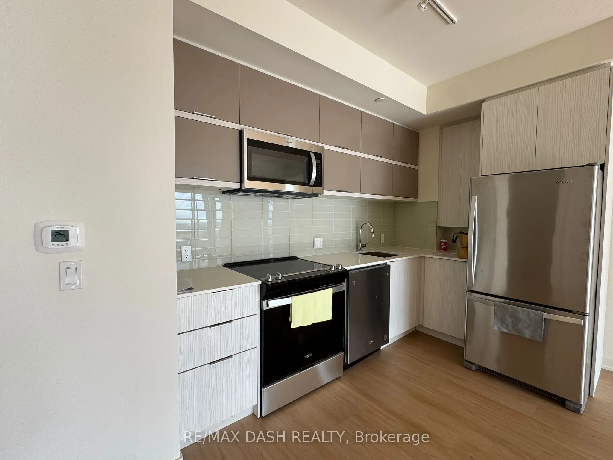 10 Deerlick Court, #1702