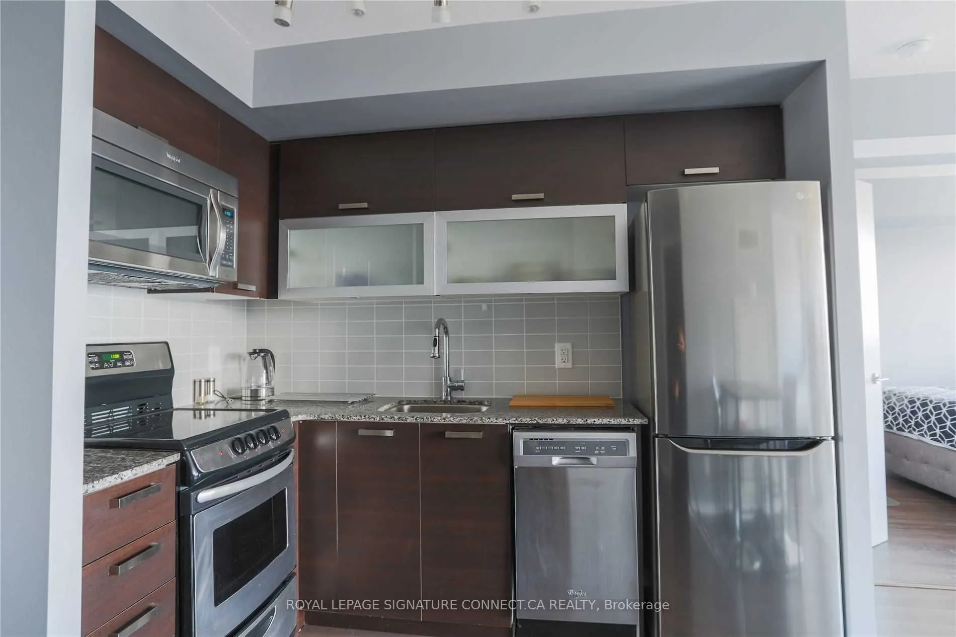68 Abell Street, #1033