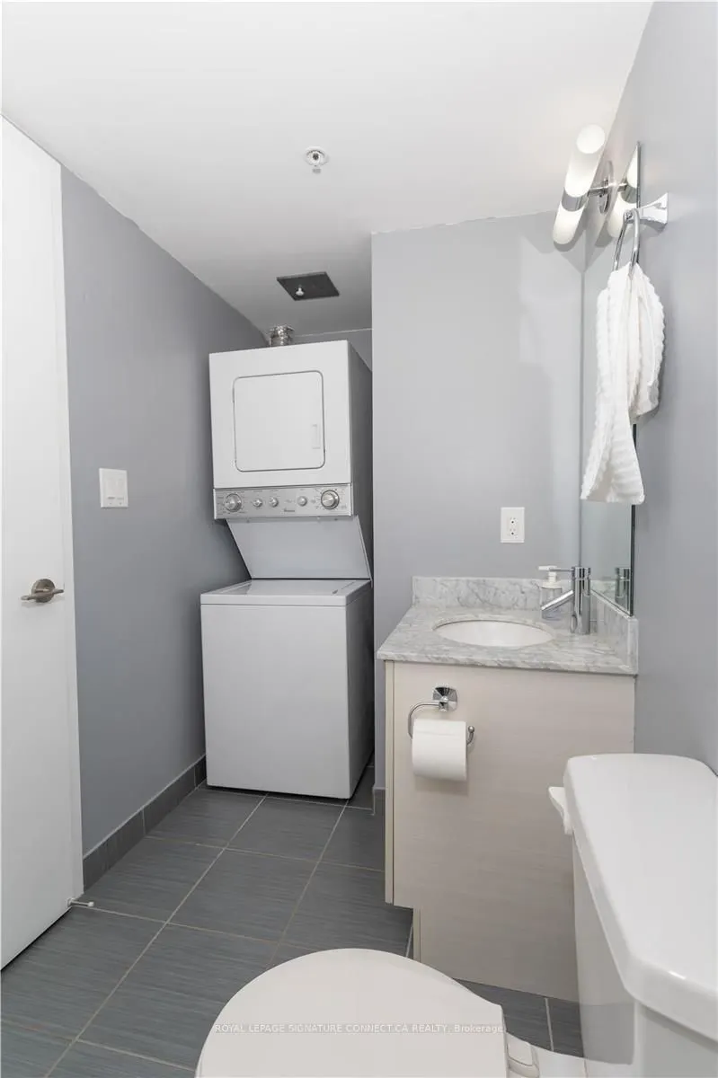 68 Abell Street, #1033