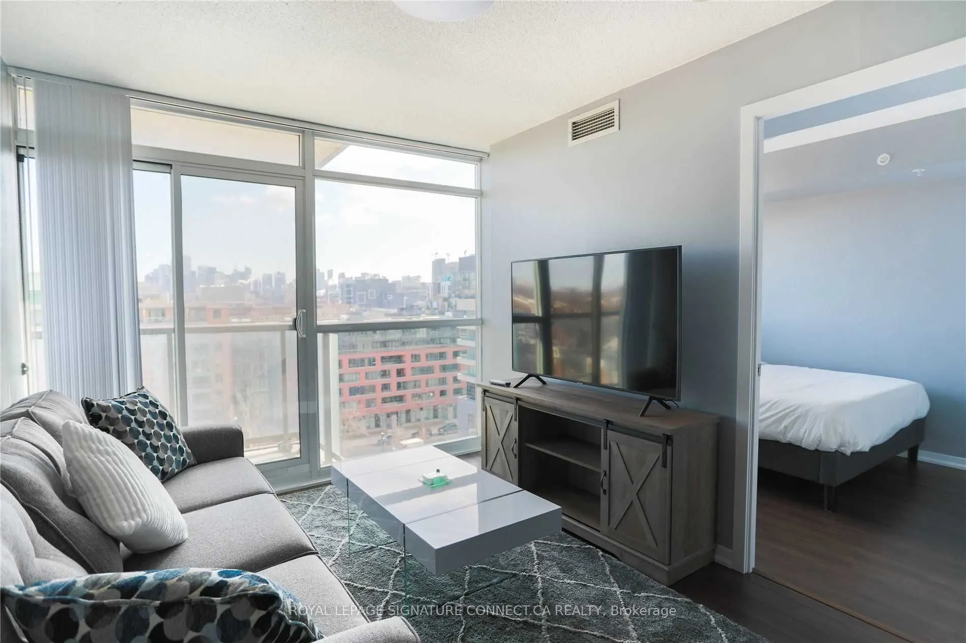 68 Abell Street, #1033