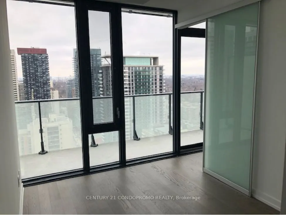 161 Roehampton Avenue, #2912