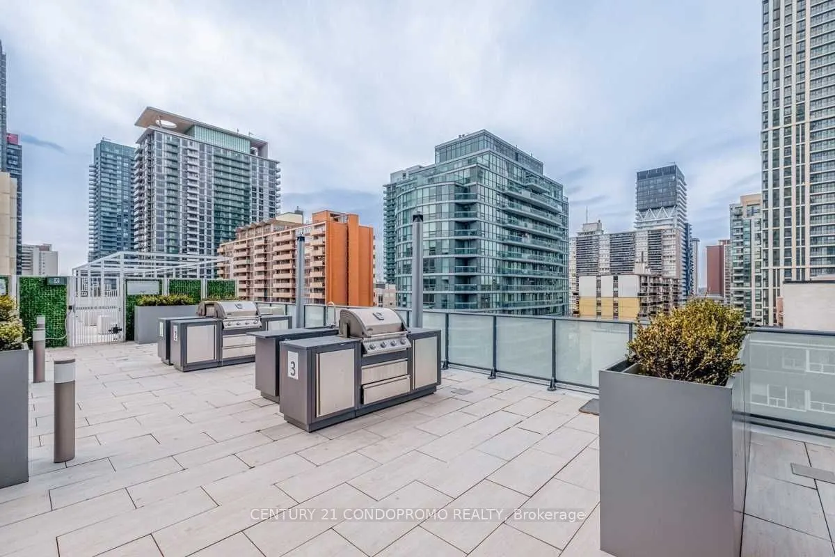 161 Roehampton Avenue, #2912