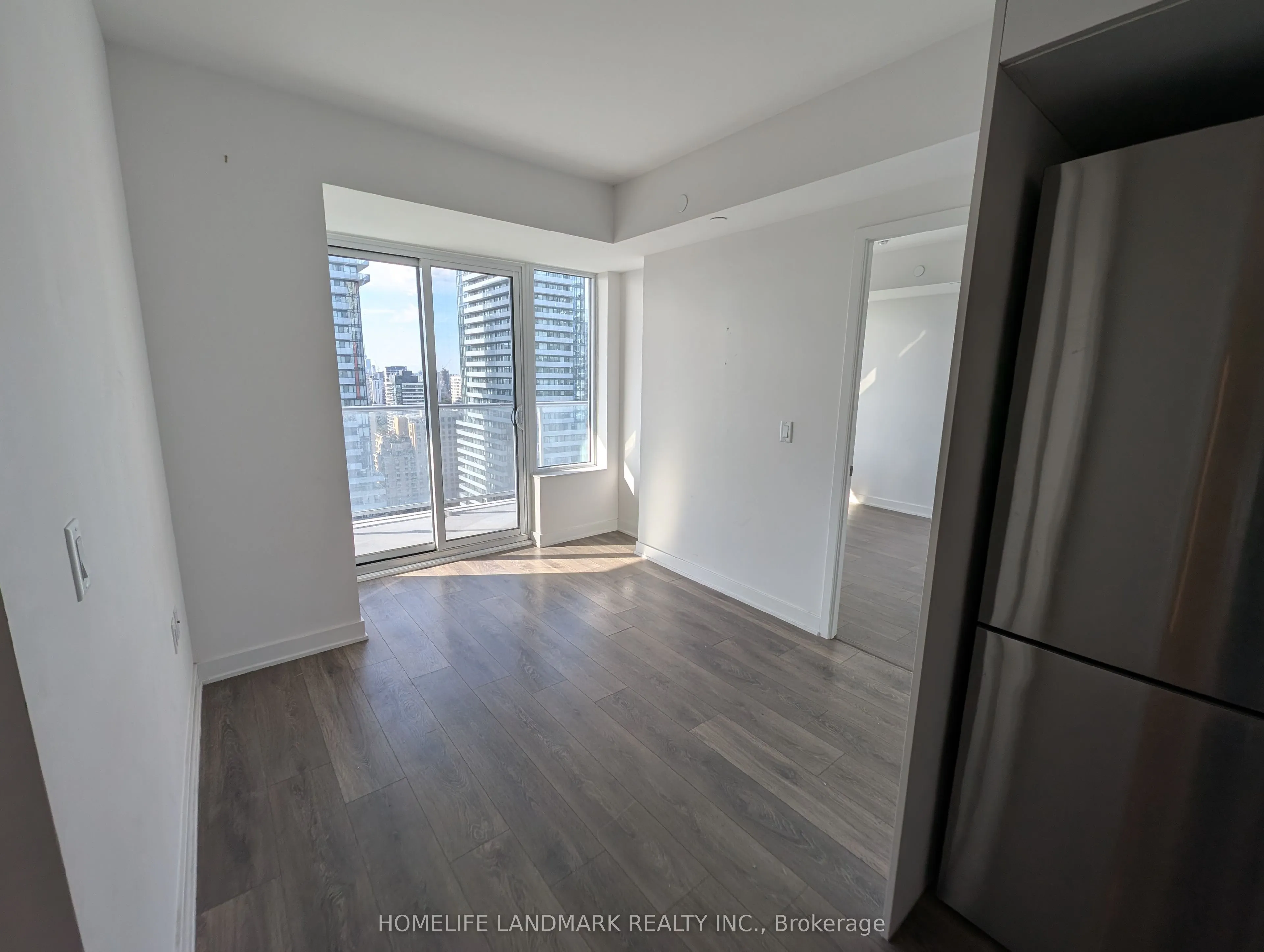 195 Redpath Avenue, #2706
