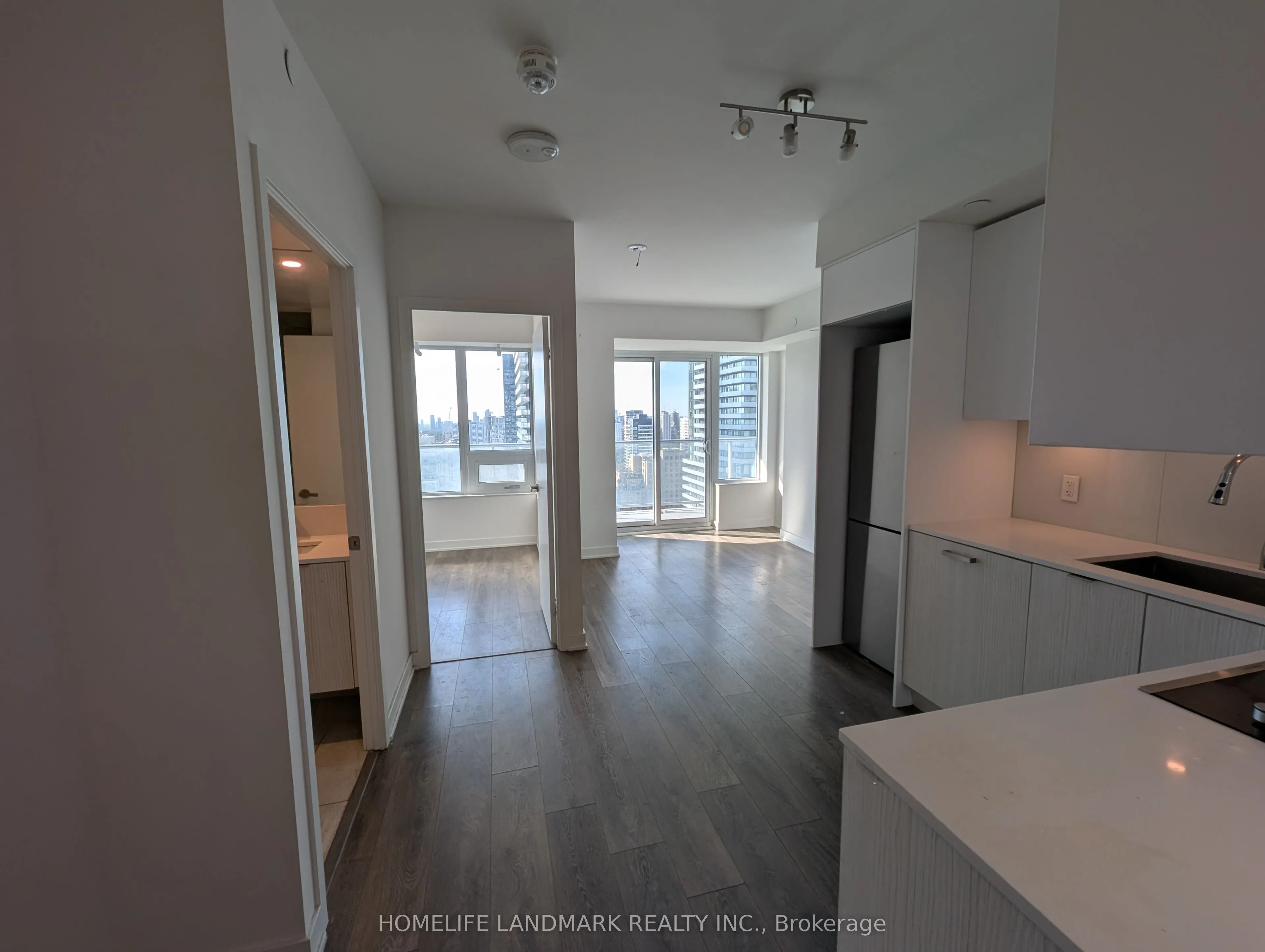 195 Redpath Avenue, #2706