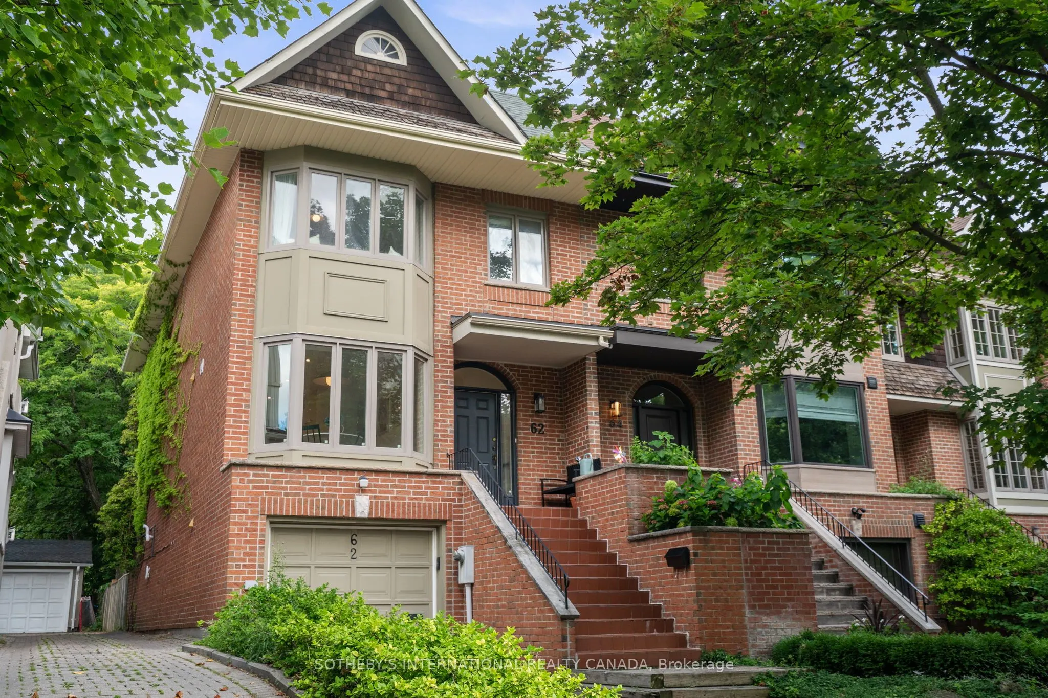 62 Heath Street E