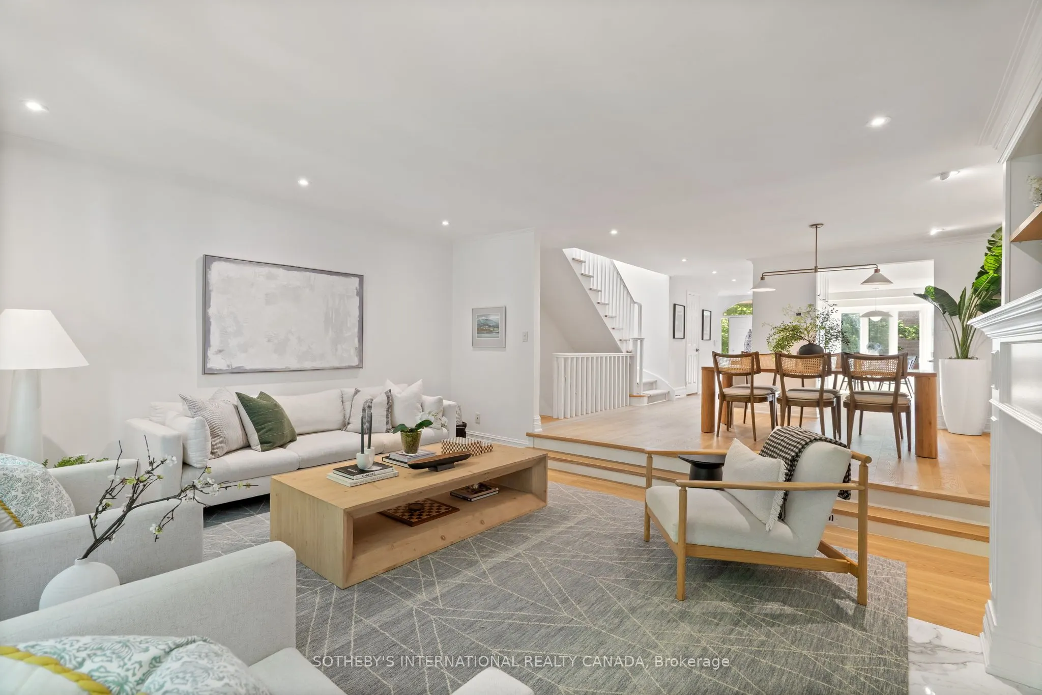 62 Heath Street E