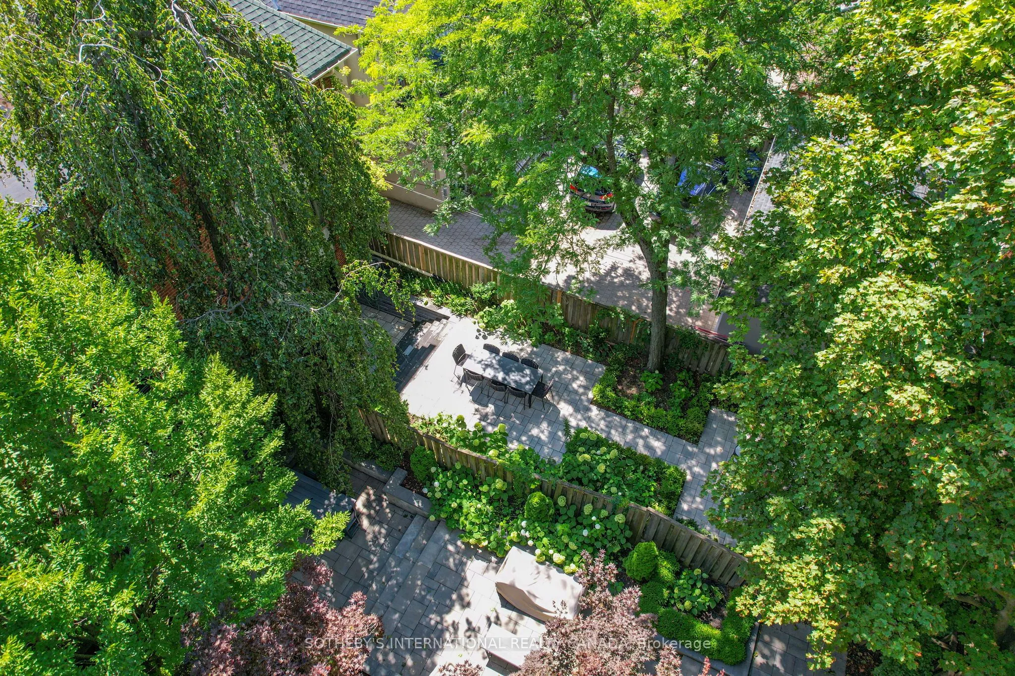 62 Heath Street E