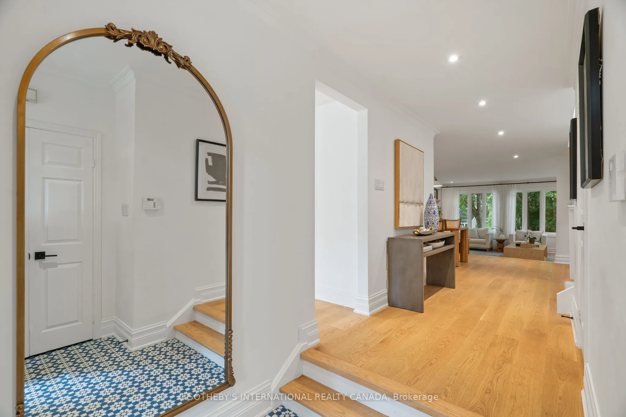 62 Heath Street E