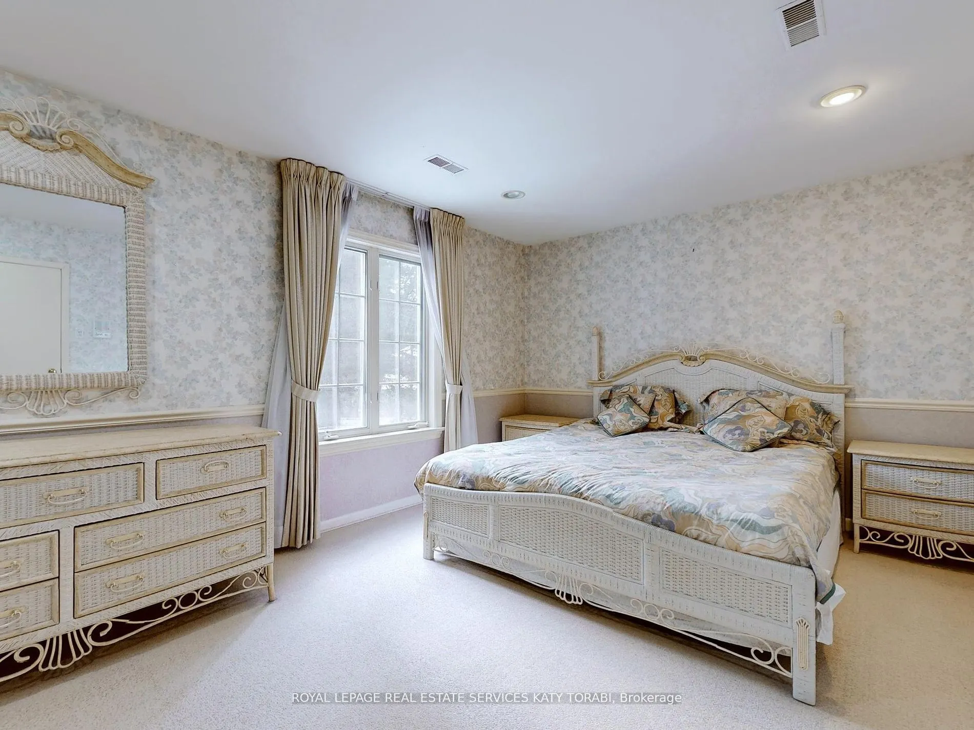 31 Saintfield Avenue