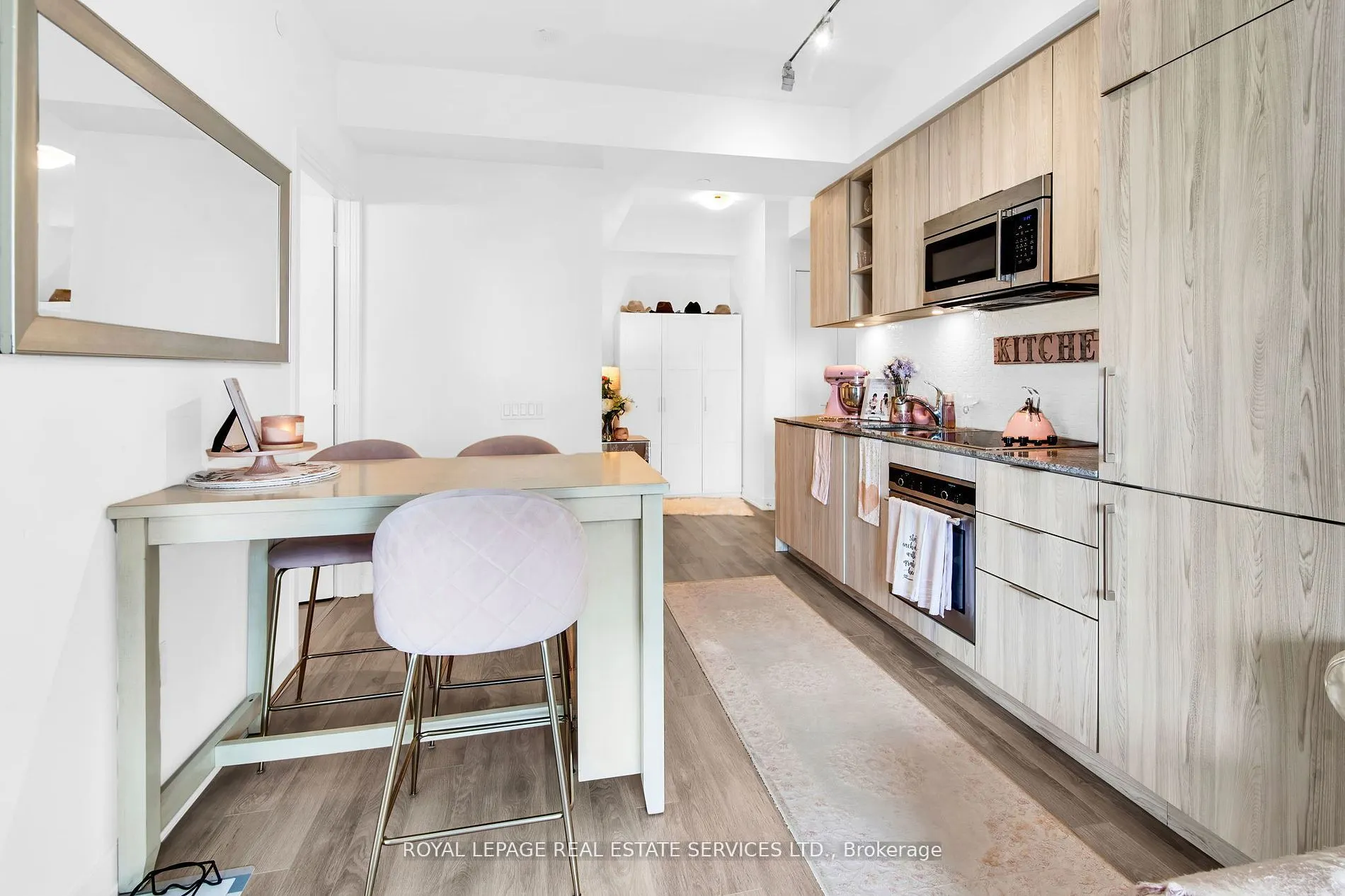 50 Ordnance Street, #2302