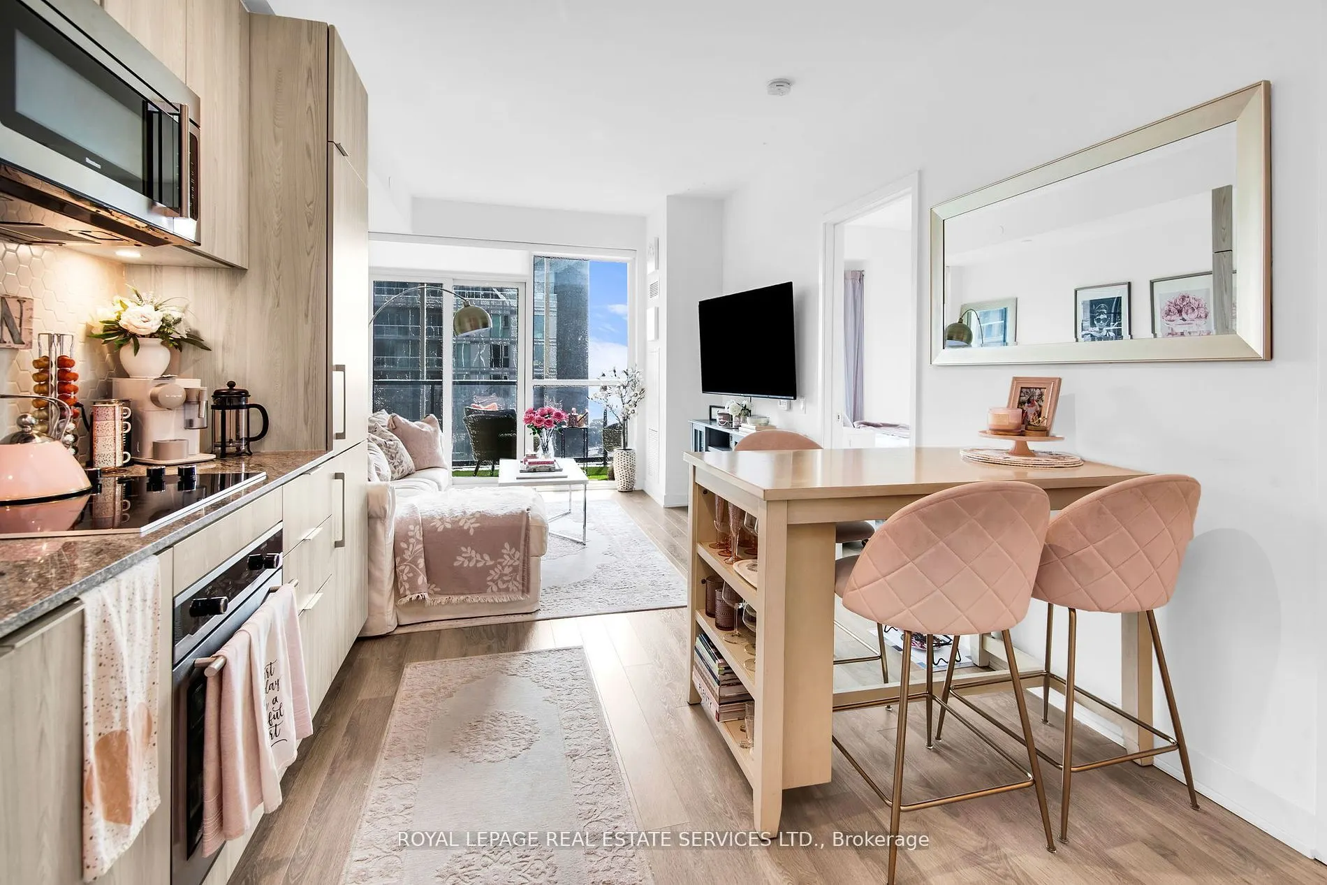 50 Ordnance Street, #2302