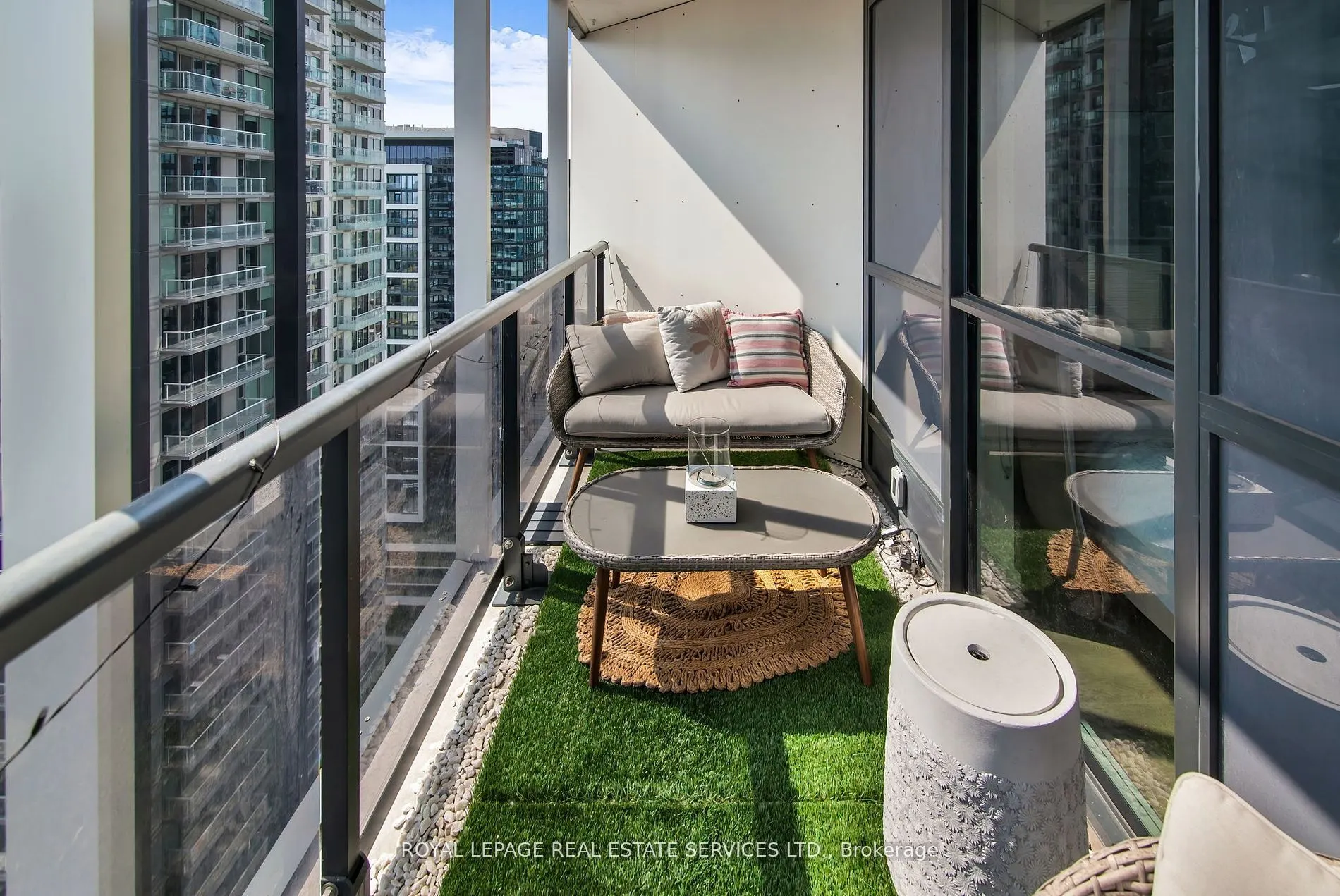 50 Ordnance Street, #2302