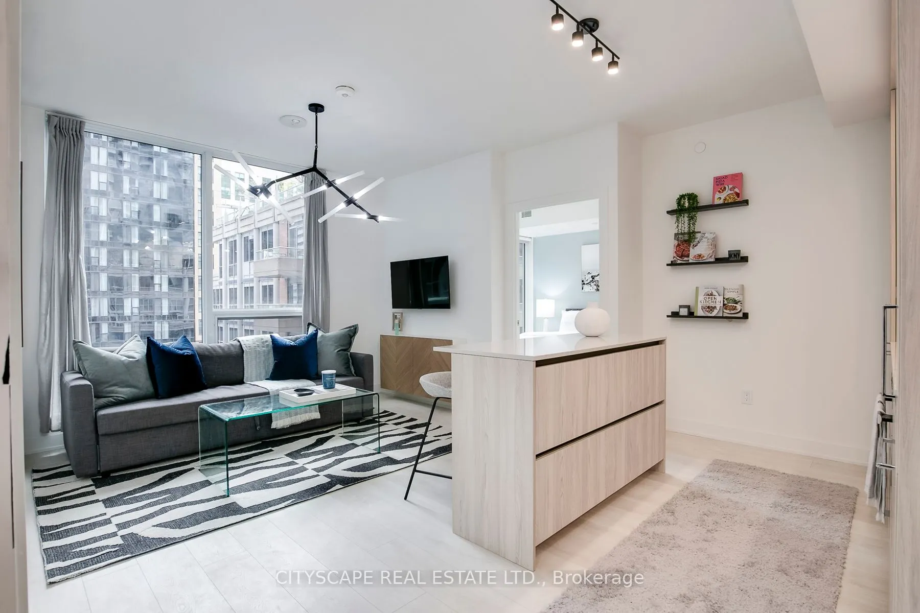 15 Mercer Street, #708