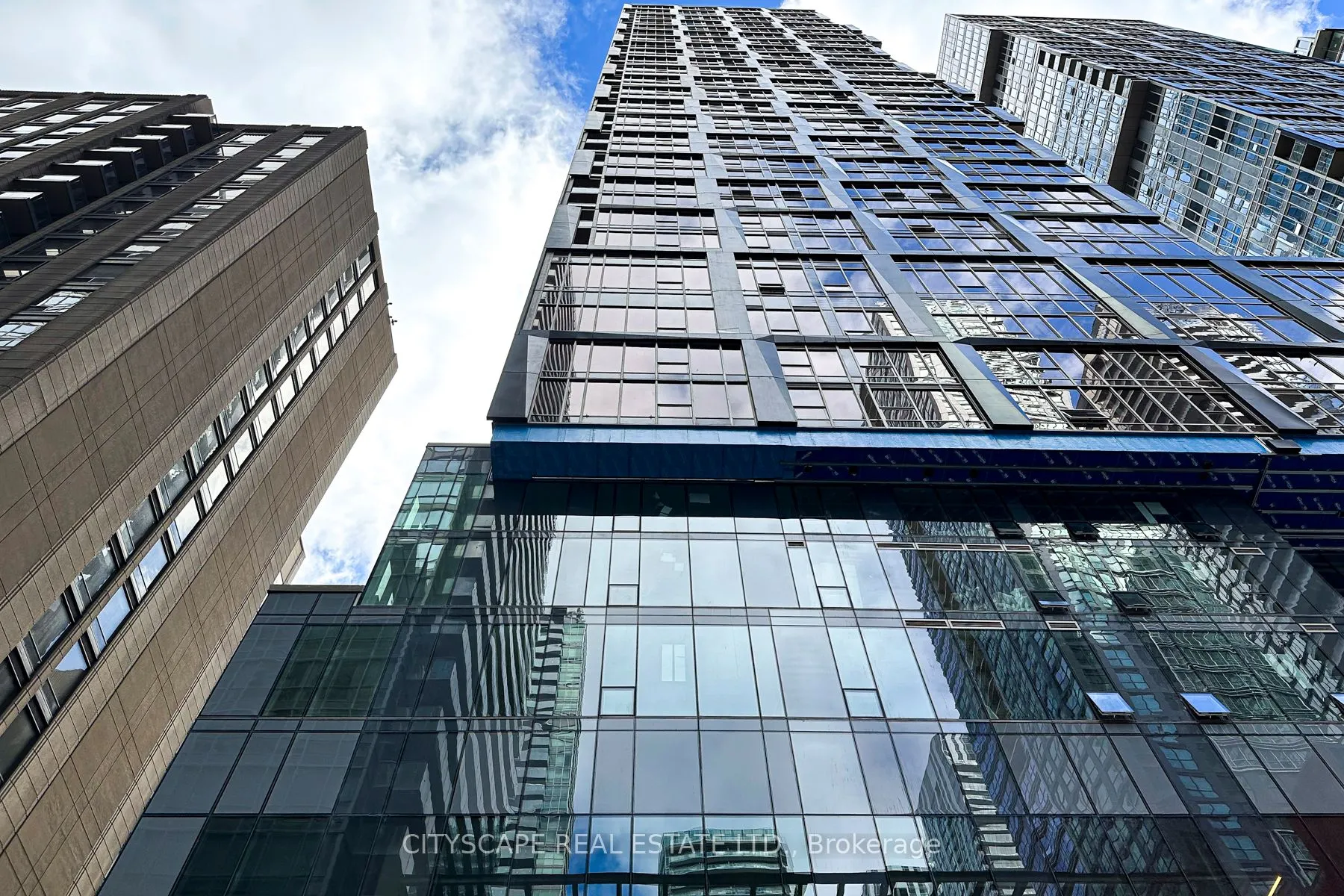 15 Mercer Street, #708