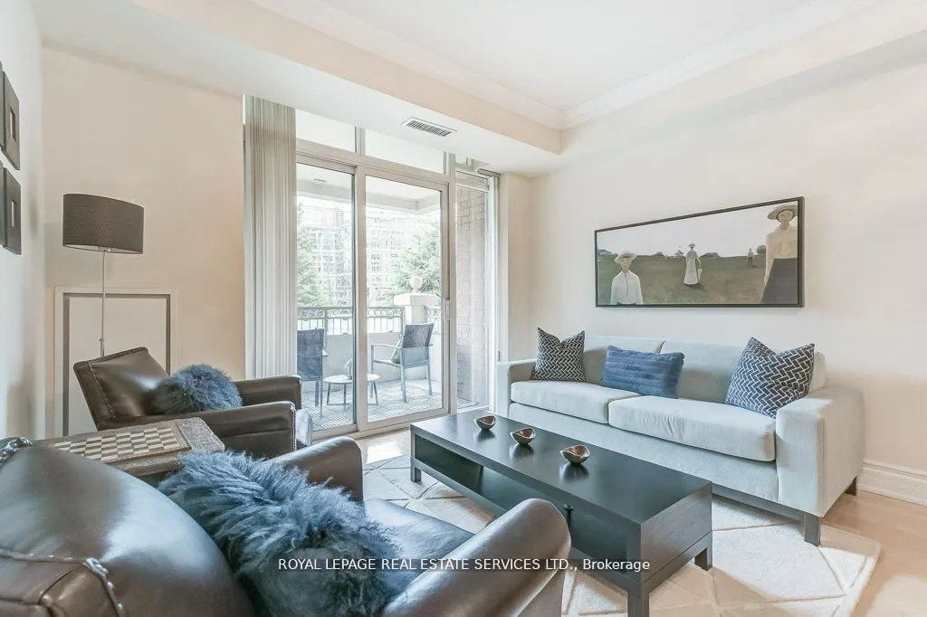 10 Old York Mills Road, #209