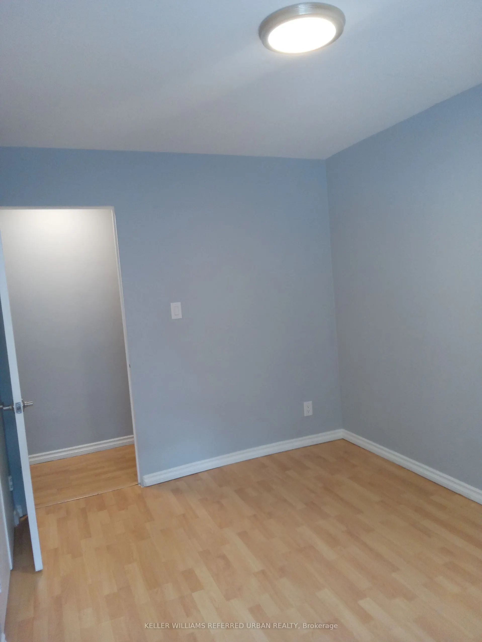 464 Summerhill Avenue E, #14