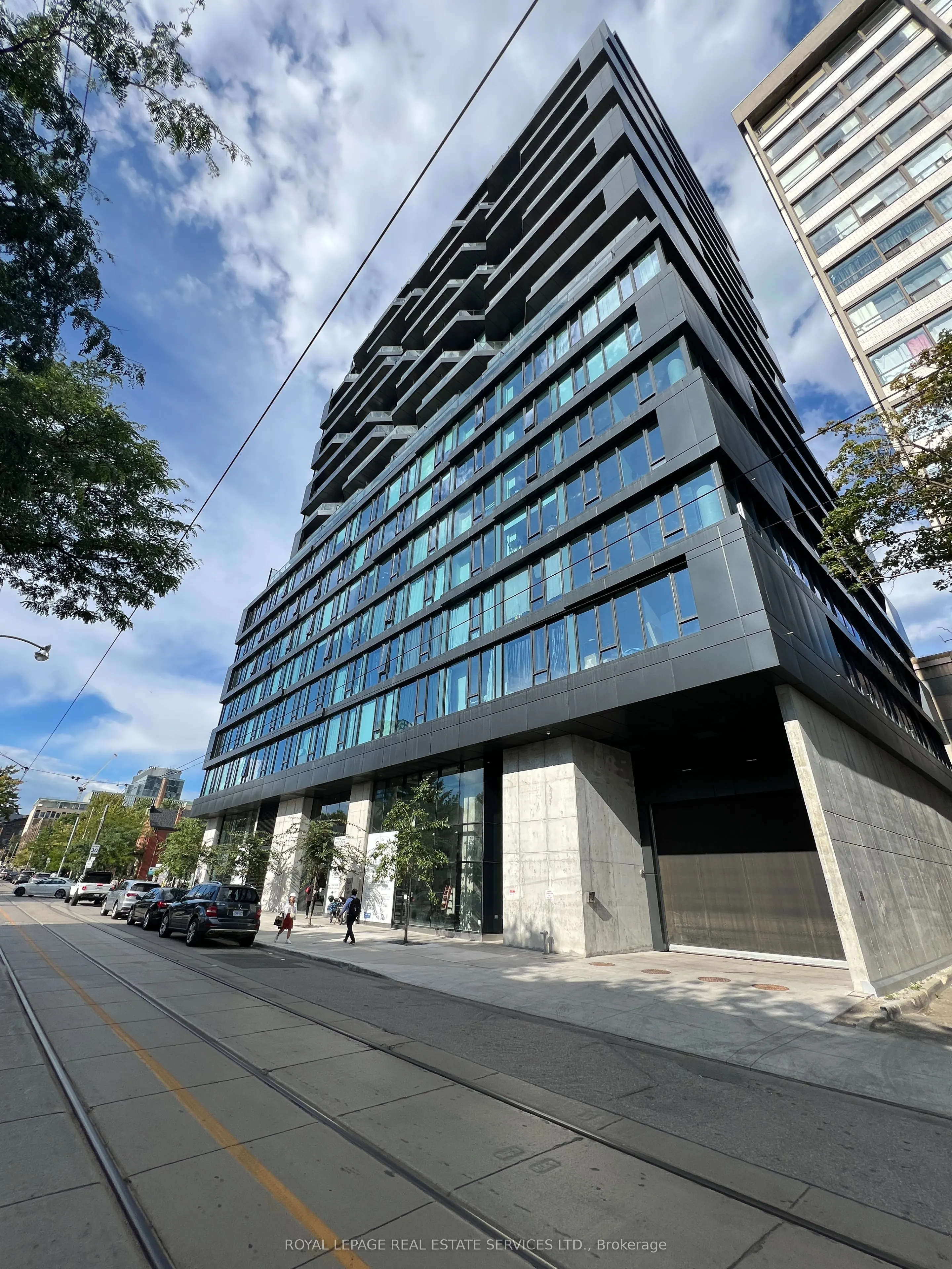 195 MCCAUL Street, #1007