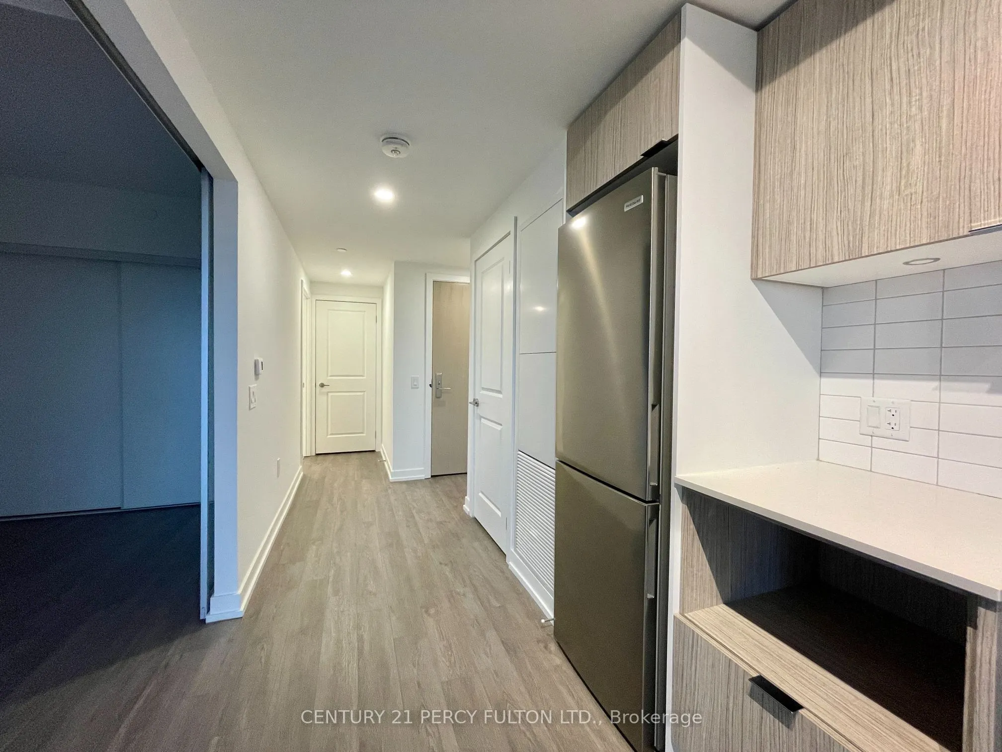 395 Bloor Street E, #2206