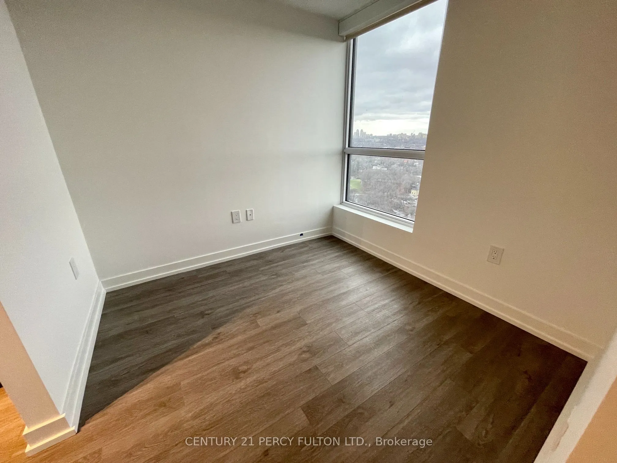 395 Bloor Street E, #2206