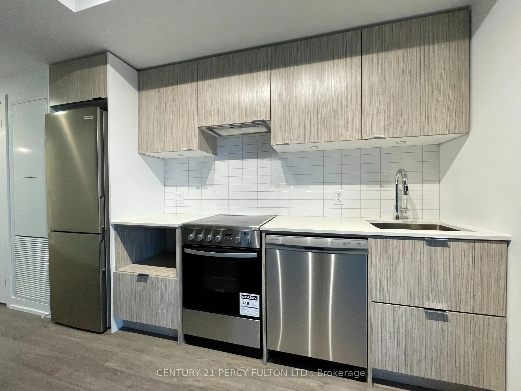 395 Bloor Street E, #2206