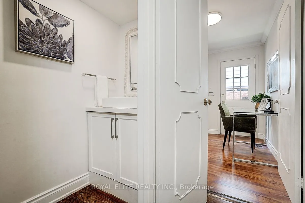 11 Abbeywood Trail
