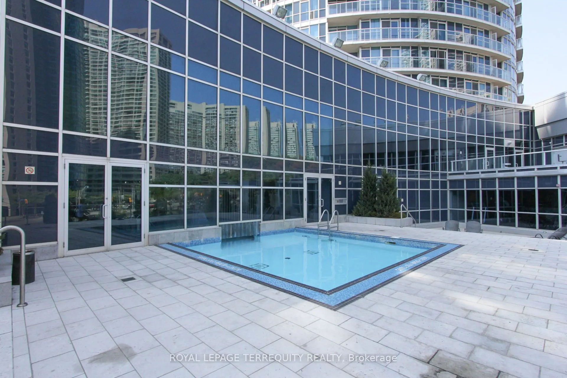 8 York Street, #511