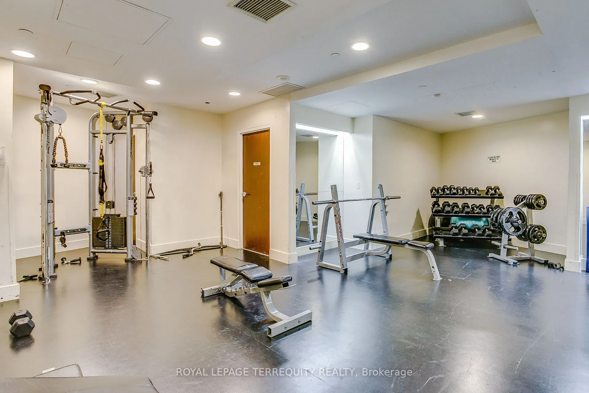 8 York Street, #511
