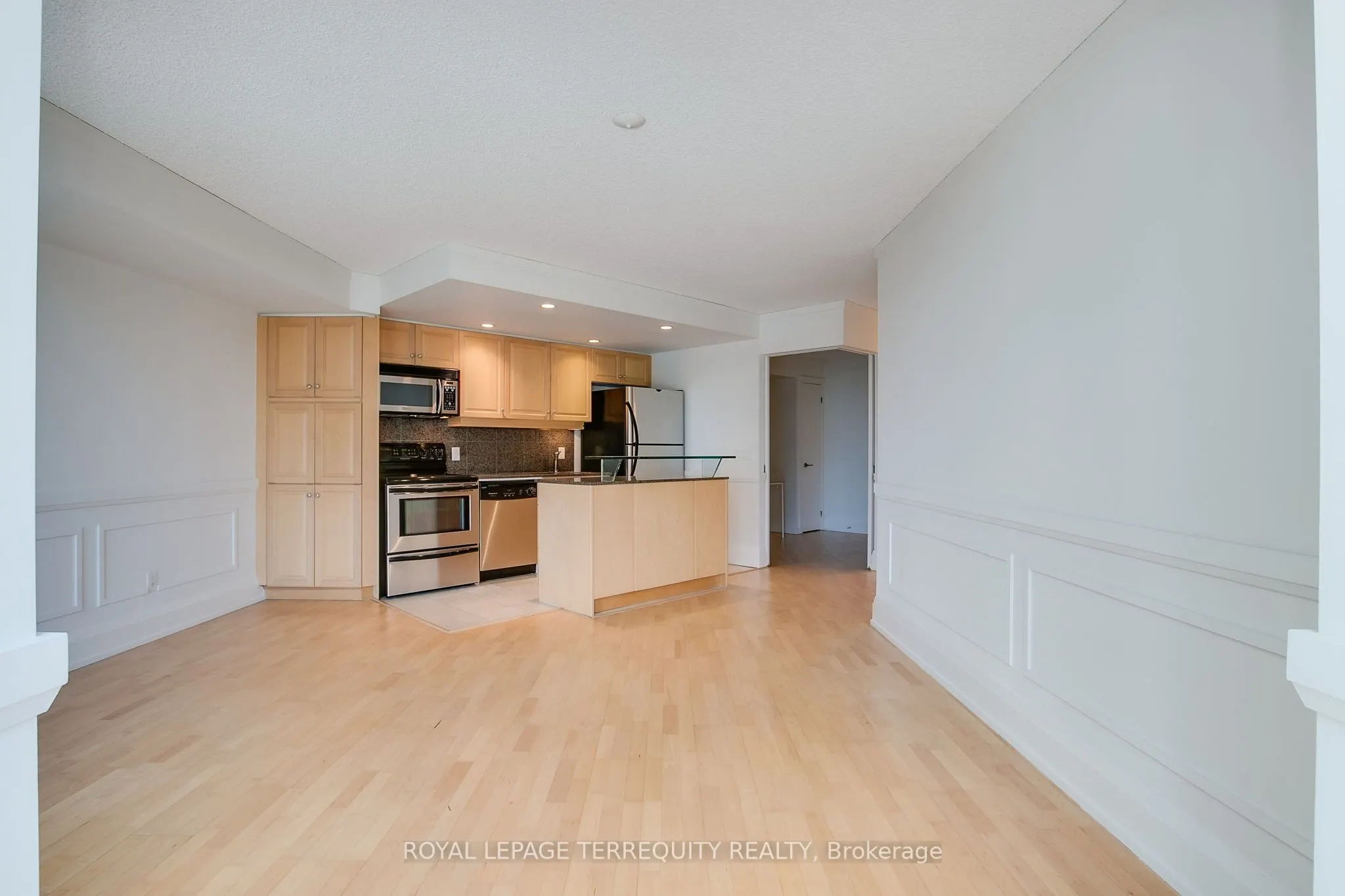 8 York Street, #511